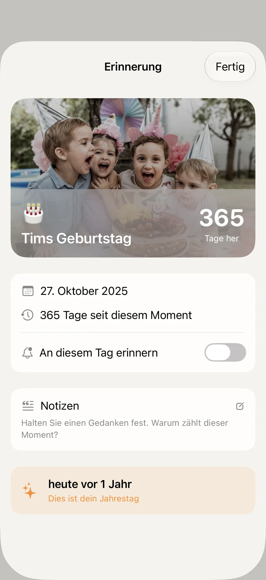 Erinnerungskarte in Soon., die ein Jahr seit einem vergangenen Ereignis zeigt